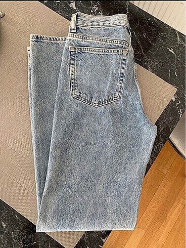 Mango jean