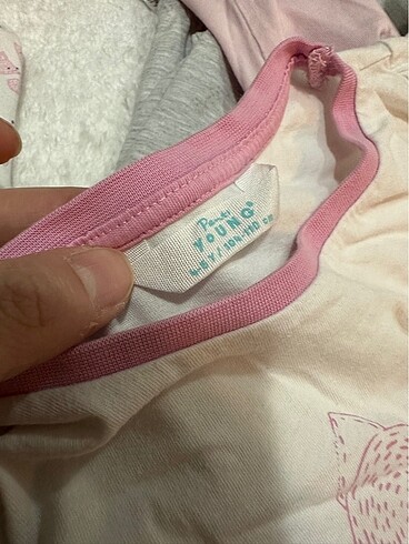 4 Yaş Beden çeşitli Renk 4 adet penti pijama takımı