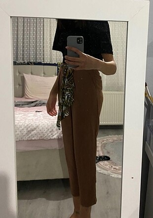 Koton fularlı kahverengi pantolon
