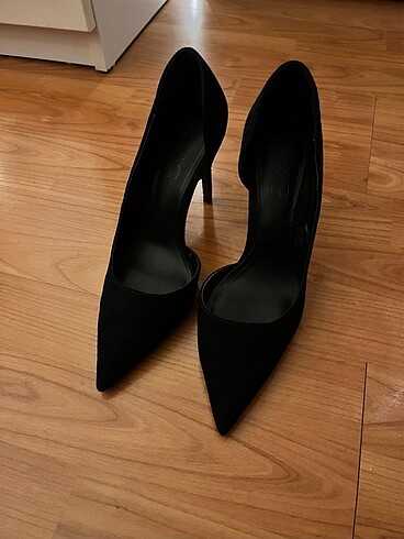 Stiletto / Mango