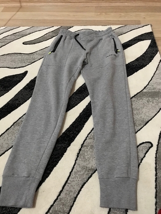 xs Beden gri Renk Hummel eşofman 