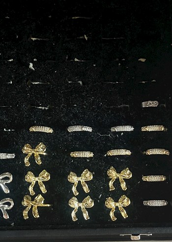 Gold Ve Gri Renk Avant-Garde Küpeler - Görsel 4