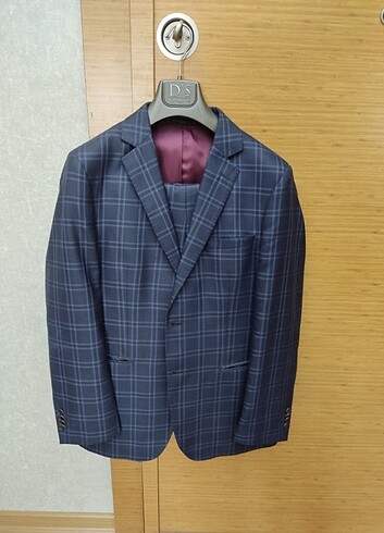 Damat takım elbise
