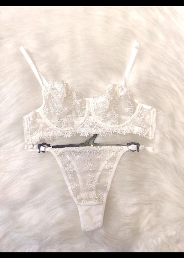 Victoria secret iç giyim beyaz serisi - Görsel 2