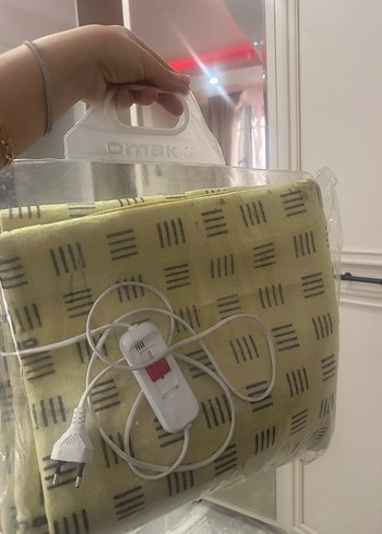 Elektrikli battaniye Beyaz Baskılı Yastık ve Kılıfı - Görsel 2