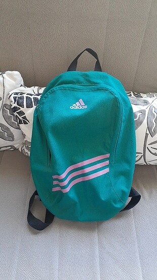 Adidas orijinal sırt spor çantası 