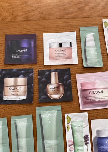 Kadınlar için Cilt Bakım Seti Örnekleri23 adet - Görsel 2