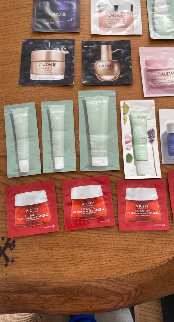 Kadınlar için Cilt Bakım Seti Örnekleri23 adet - Görsel 3