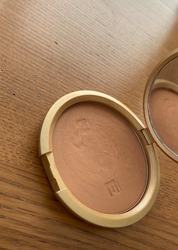 NUXE Parlak Bej Pudra 1 ay oldu açalı - Görsel 3