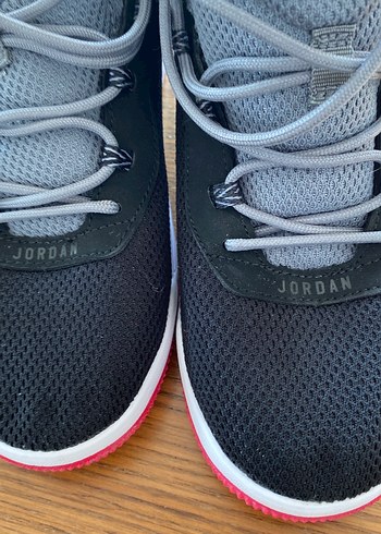 Gri Siyah Basketbol Ayakkabısı Velcro Detaylı - Görsel 3