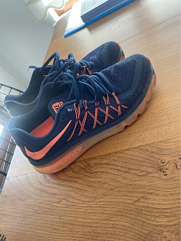 Nike Nıke spor ayakkabı ihtiyaç fazlası