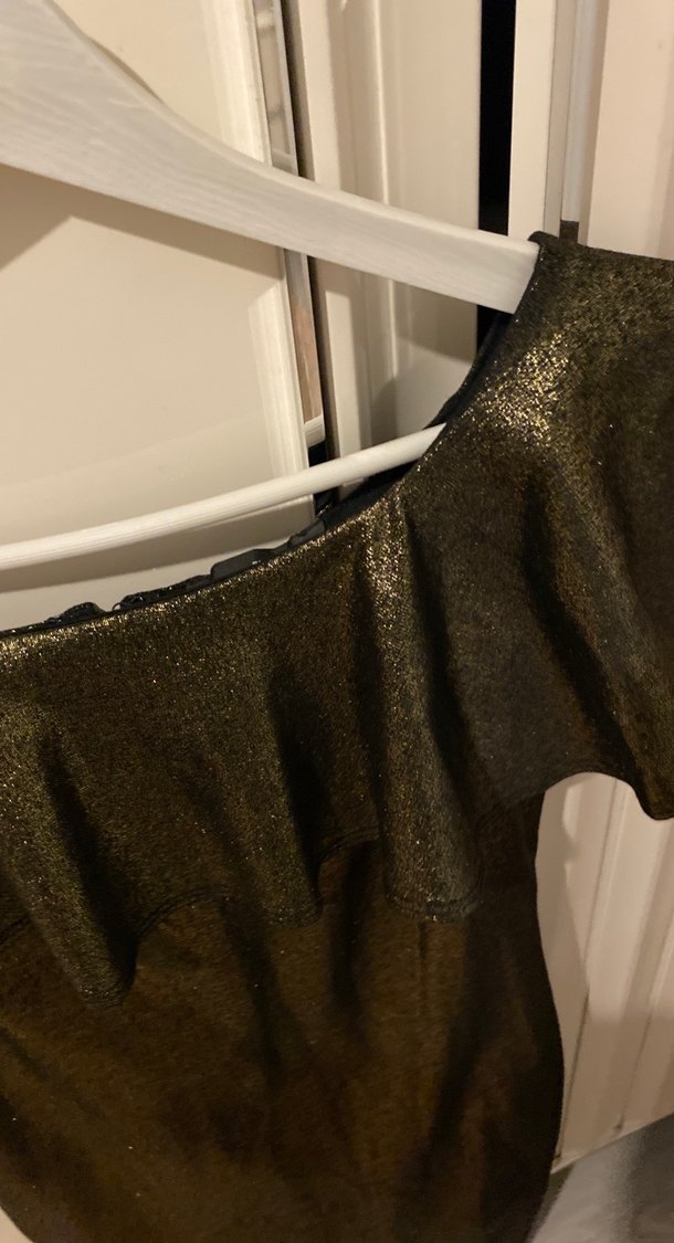 Drapeli Altın Yılan Desenli Uzun Abiye Elbise - Görsel 2