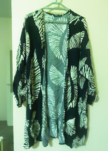 Kadın Siyah Batik Desenli Bohem Kimono