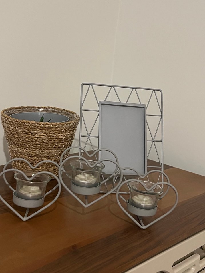 Gri Metal Kalp Şeklinde Mumluk - Görsel 3