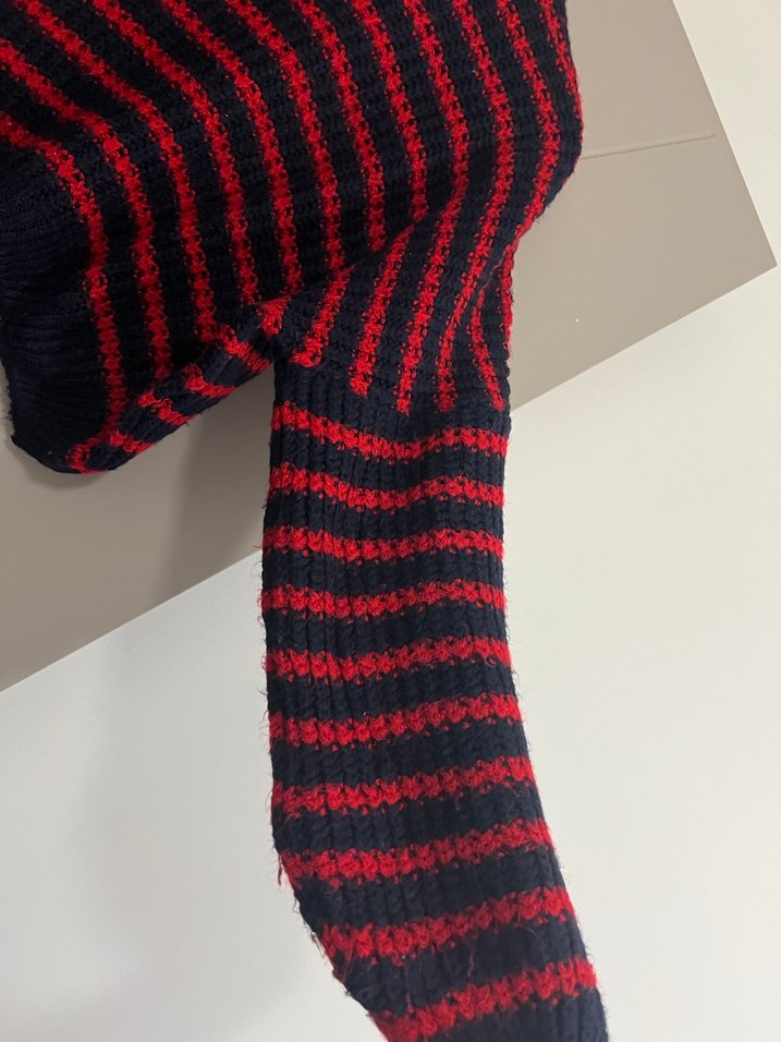 Kırmızı Siyah Çizgili Kadın Triko Kazak - Görsel 3