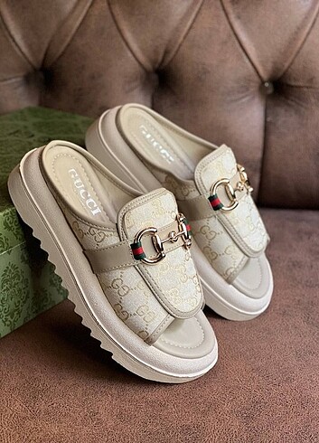 Gucci Slippers - Terlik