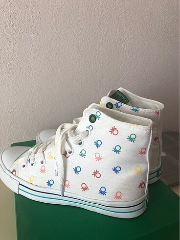 Benetton bilekli converse