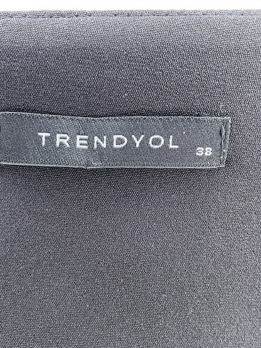 38 Beden siyah Renk Trendyol & Milla Bluz %70 İndirimli.