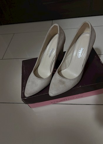 Bej Süet Kadın Topuklu Ayakkabı - Görsel 2