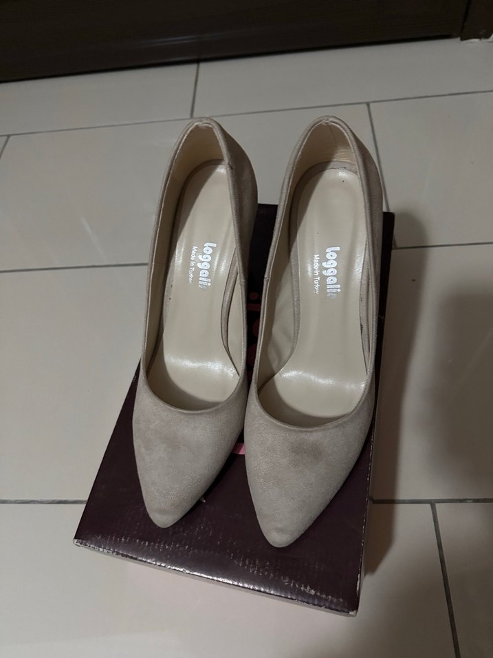 Bej Süet Kadın Topuklu Ayakkabı - Görsel 4