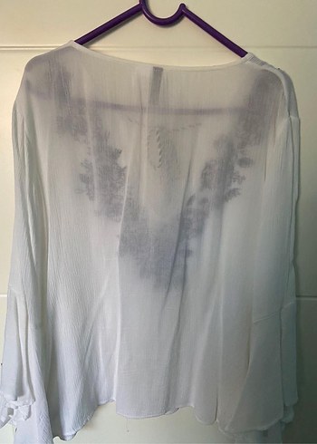 BEYAZ NAKIŞ İŞLEMELİ BLUZ - Görsel 3