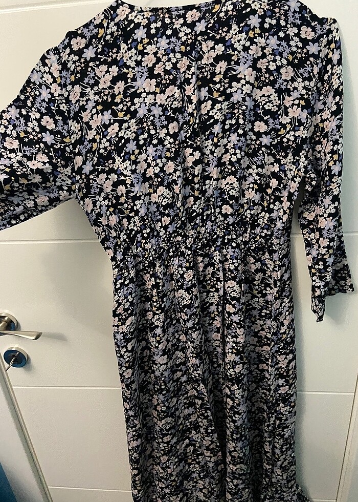 ÇİÇEK DESENLİ ELBİSE - Görsel 3