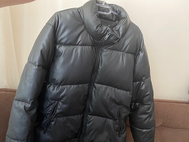 l Beden Bershka erkek şişme deri mont