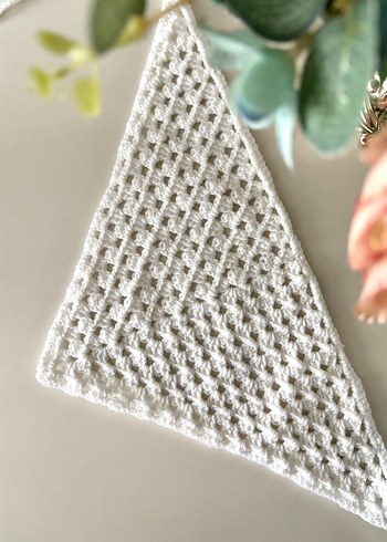Beden Beyaz Örgü bandana