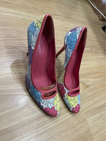 Kadın stiletto