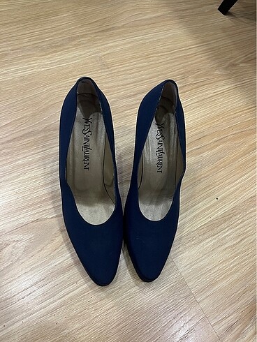 Yves Saint Laurent Kadın stiletto