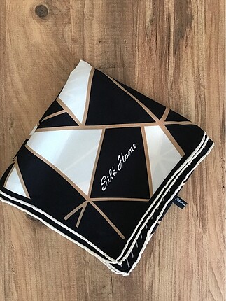 Silk home eşarp
