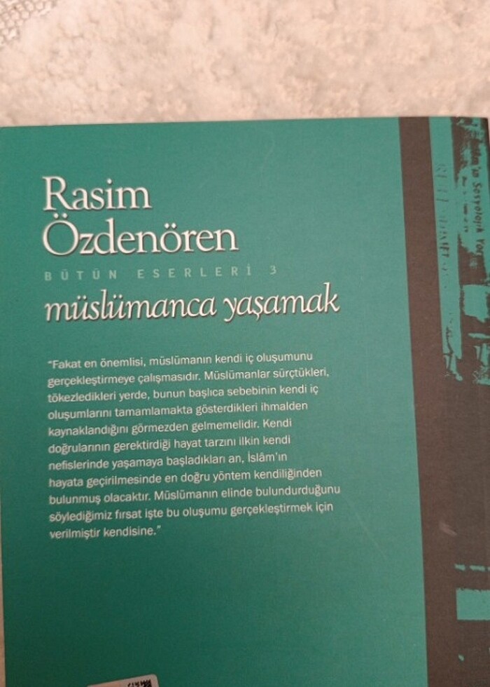 Rasim Özdenören - Müslümanca Yaşamak  - Görsel 2