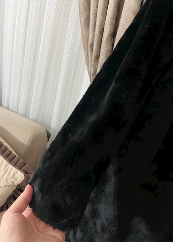 l Beden siyah Renk Siyah kürk
