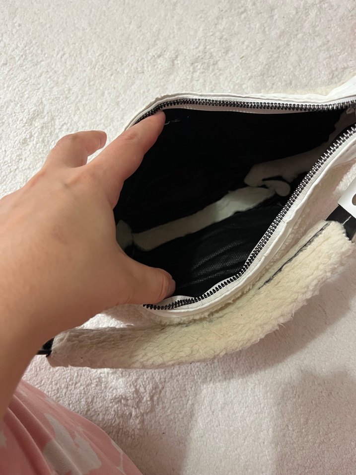 Beyaz Peluş Kadın Omuz Çantası - Görsel 3