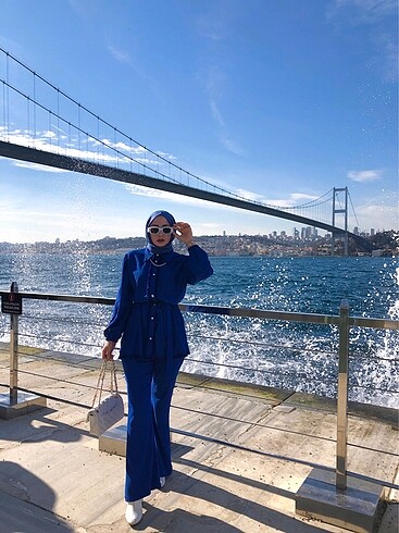 Takım Saks mavisi