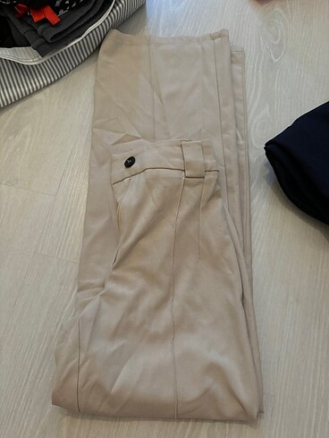 Zara Krem kumaş pantolon