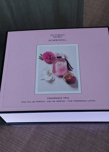 Beden Renk Victoria's Secret Bombshell Kadın Parfüm Seti