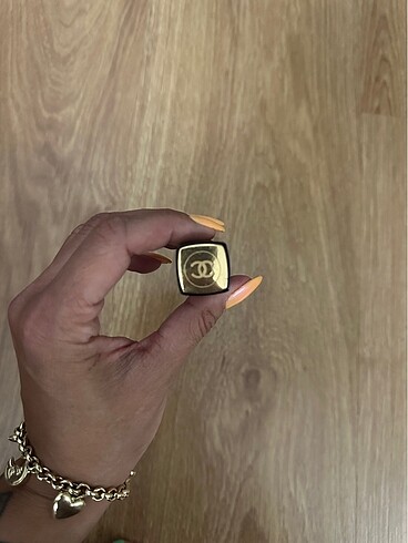 Chanel chanel