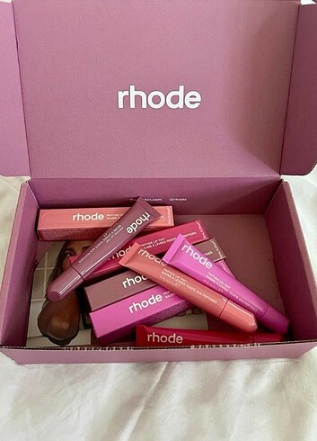 Diğer RHODE LİPGLOSS