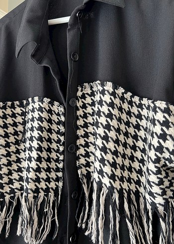 Uzun Kol Düğmeli Siyah Gömlek - Görsel 2