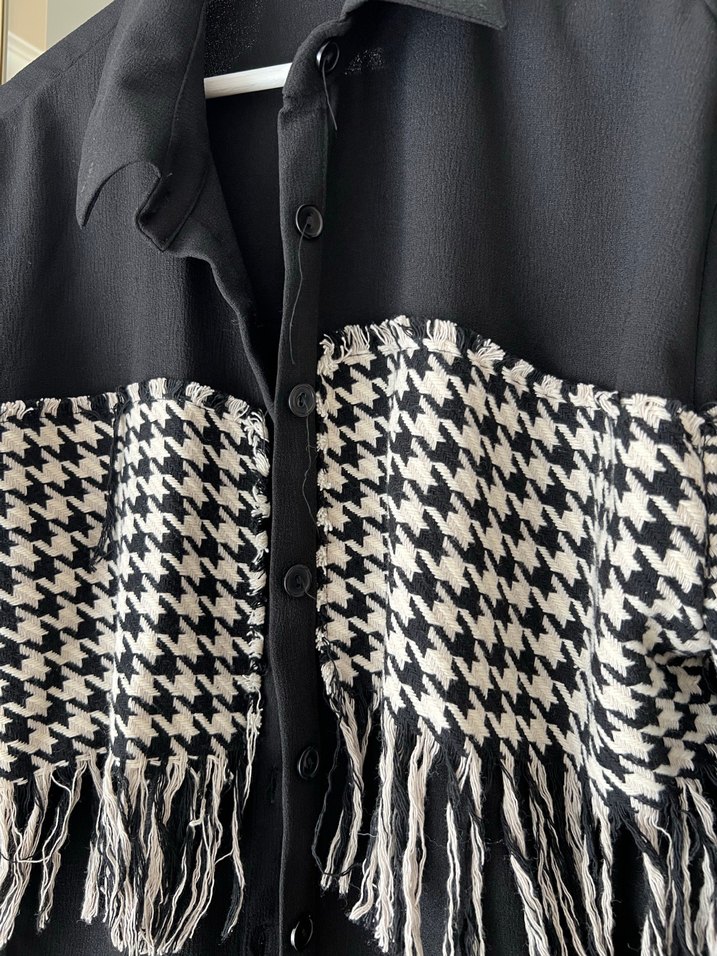 Uzun Kol Düğmeli Siyah Gömlek - Görsel 2