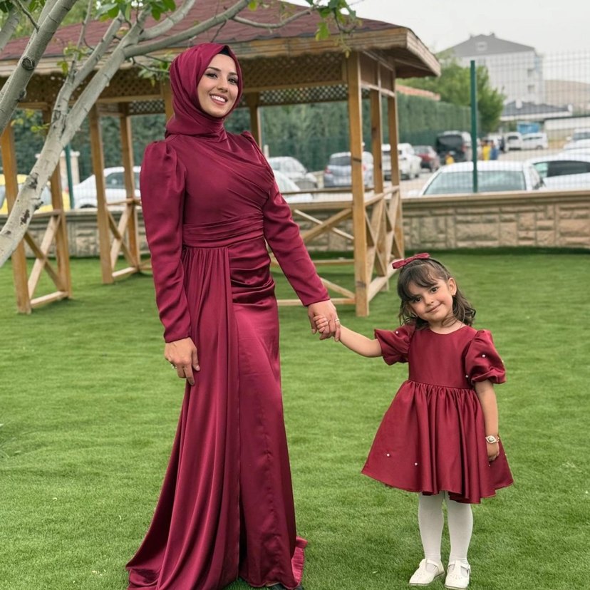 Bordo Uzun Kollu Yüksek Yakalı Abiye Elbise - Görsel 2