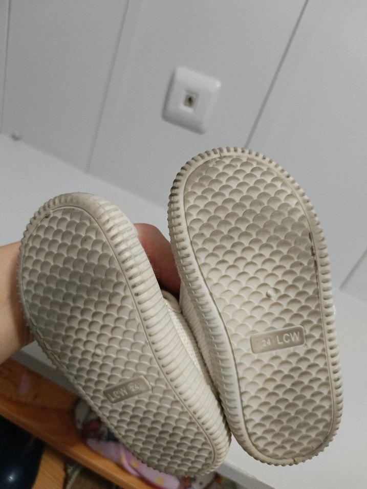 Kız Bebek Beyaz İlk Adım Ayakkabısı - Görsel 2