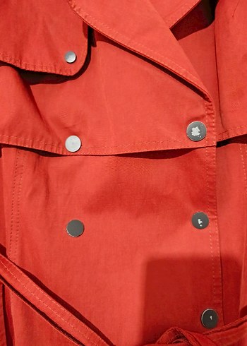 Kemerli Kırmızı Süet Uzun Trençkot - Görsel 2