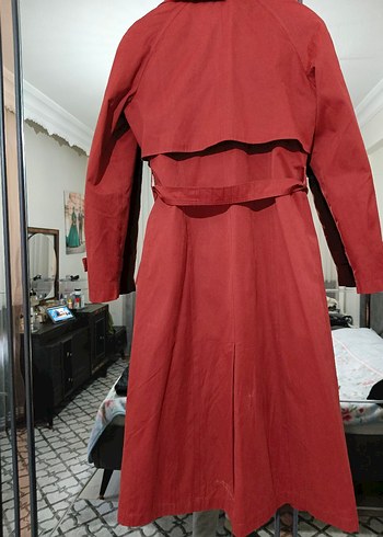 Kemerli Kırmızı Süet Uzun Trençkot - Görsel 4