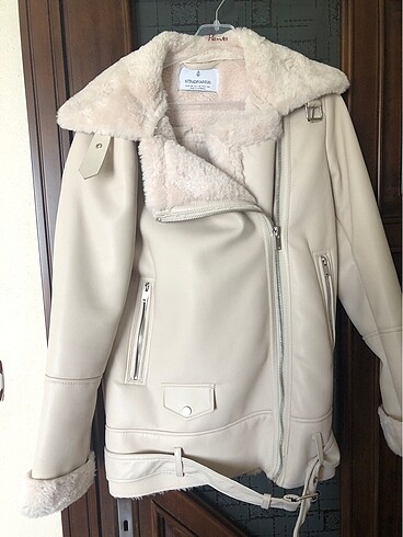 Stradivarius Biker Mont