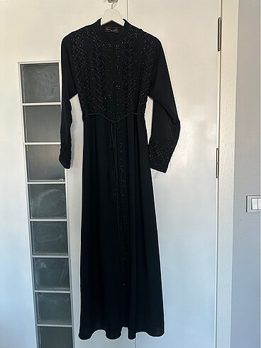 s Beden LEYALİ DUBAİ TAŞLI ABAYA