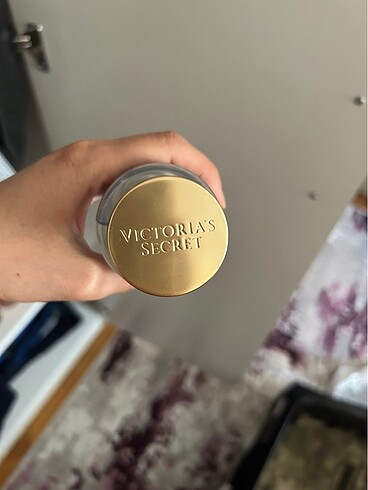 Beden Victoria's secret Rush vücut spreyi