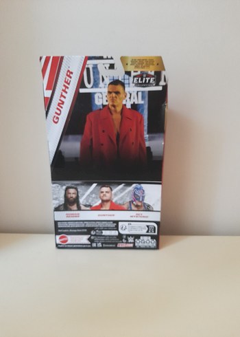 Beden WWE Elite Gunther Figürü