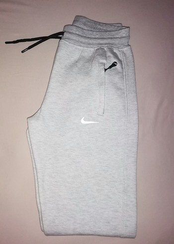 Nike l